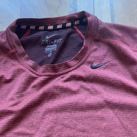 Nike Dri Fit Tee! - Picture 5 of 5